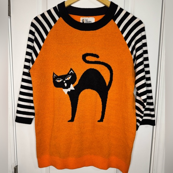 The Oblong Box Shop Sweaters - Women’s Black Cat Sweater - SKU 1047